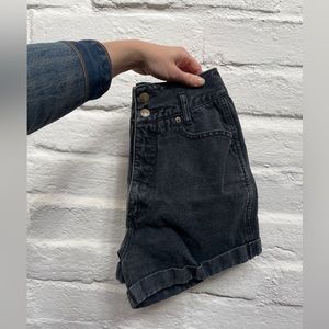 Vintage Faded High-waisted Cuffed Shorts in Black, Small